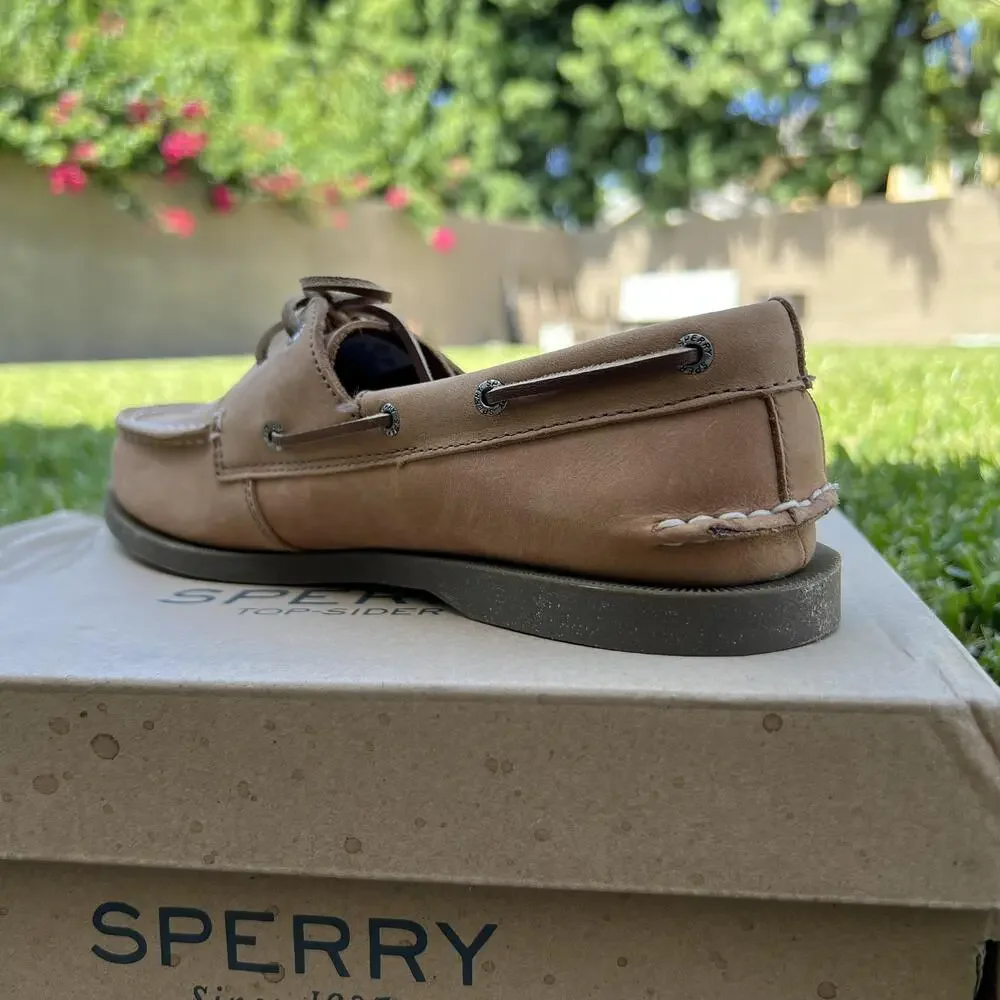 SPERRY brand top